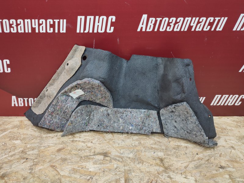 Обшивка багажника