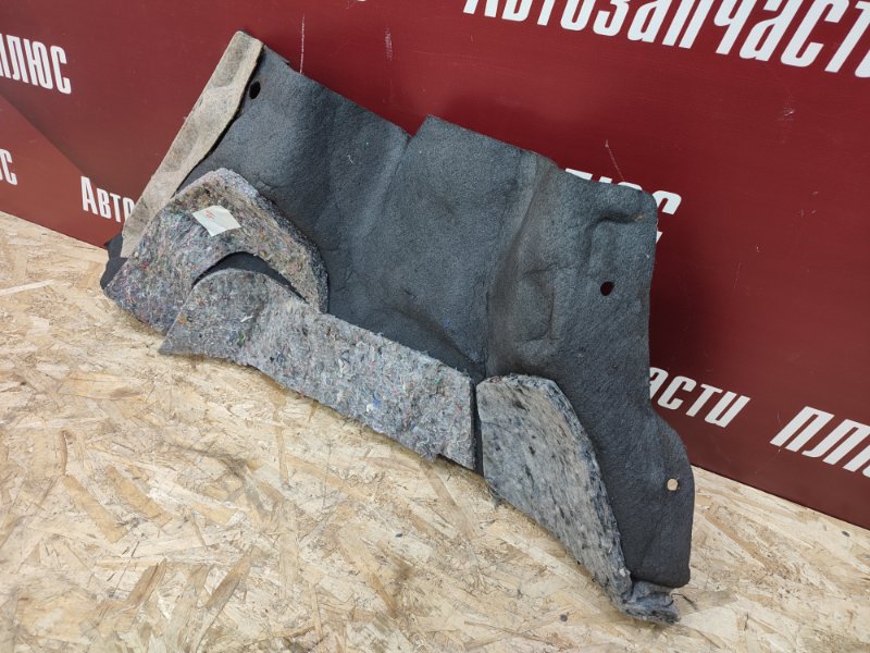 Обшивка багажника