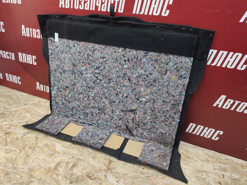 Обшивка пола багажника