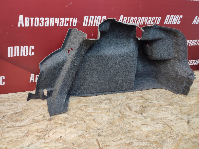 Обшивка багажника