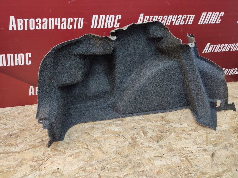 Обшивка багажника