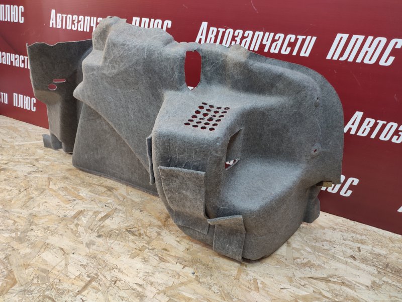 Обшивка багажника