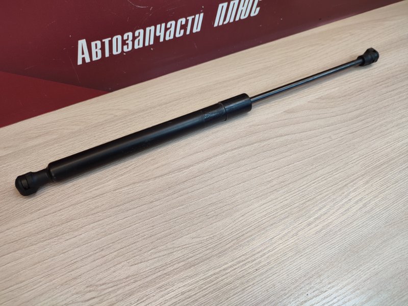Амортизатор багажника