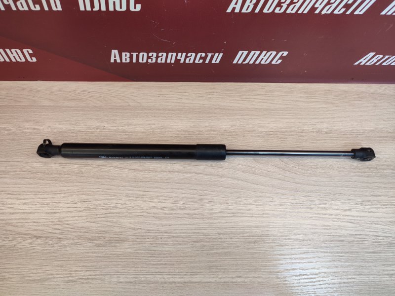 Амортизатор багажника