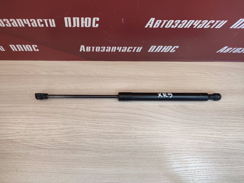 Амортизатор багажника