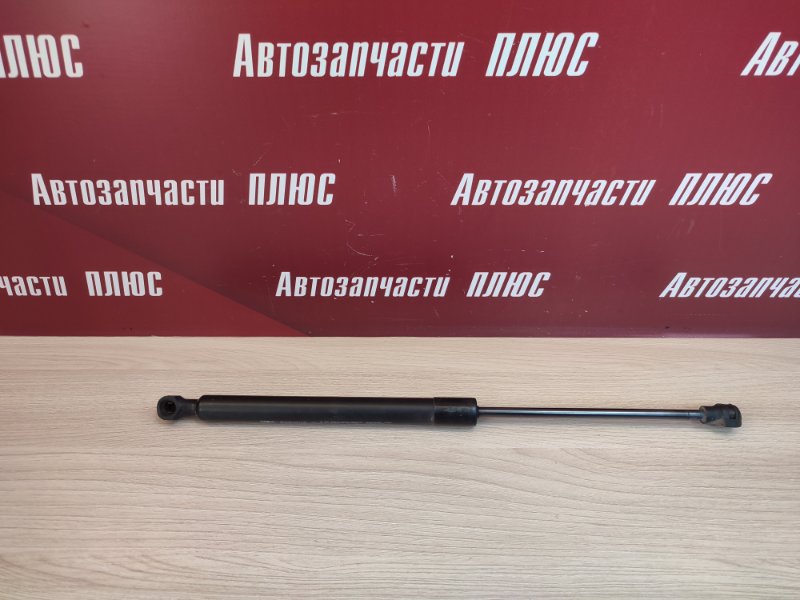 Амортизатор багажника