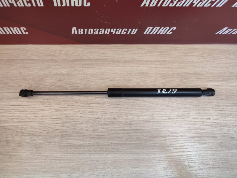 Амортизатор багажника