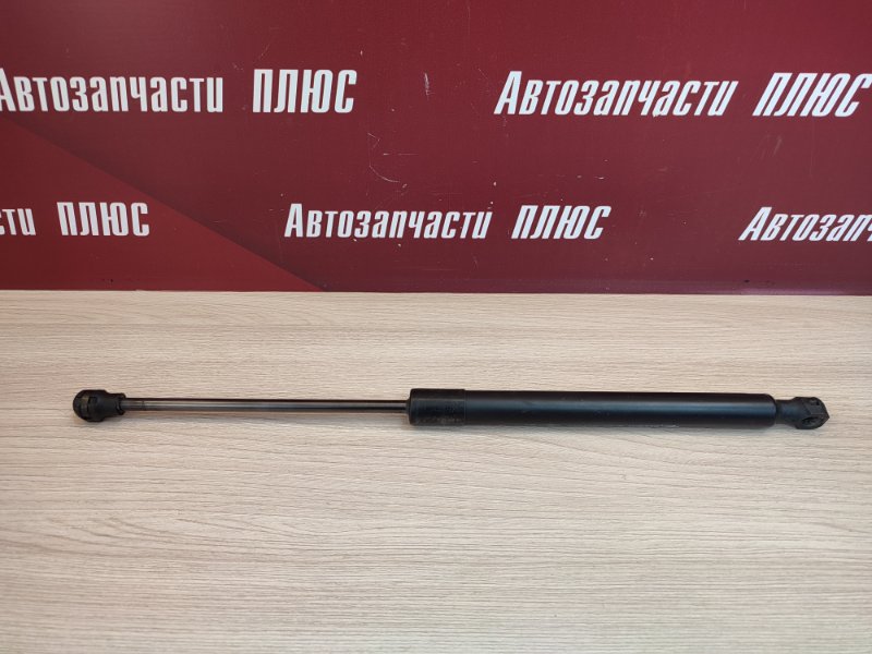 Амортизатор багажника
