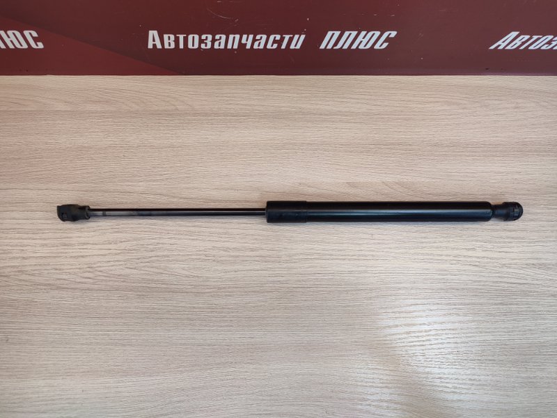 Амортизатор багажника