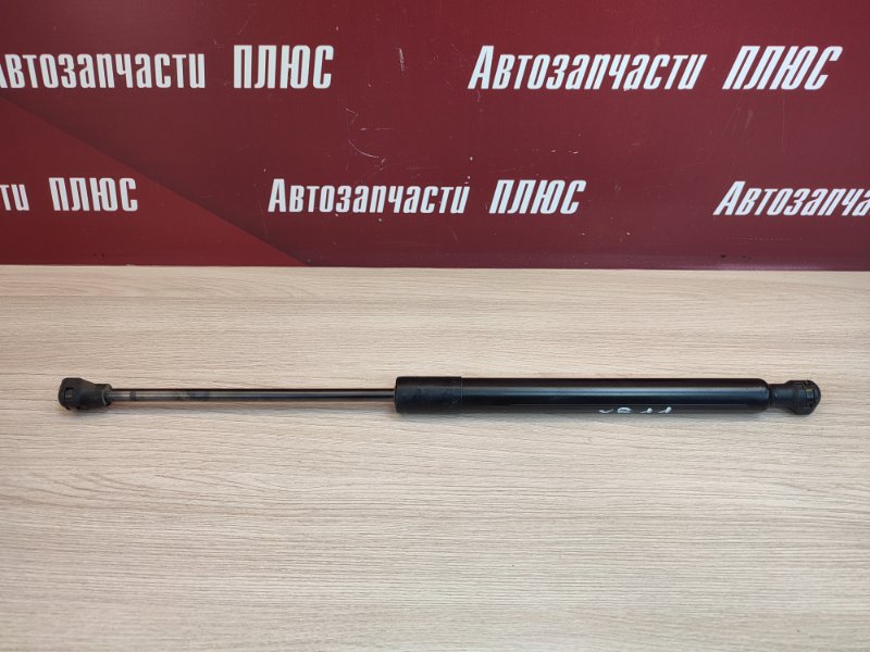 Амортизатор багажника