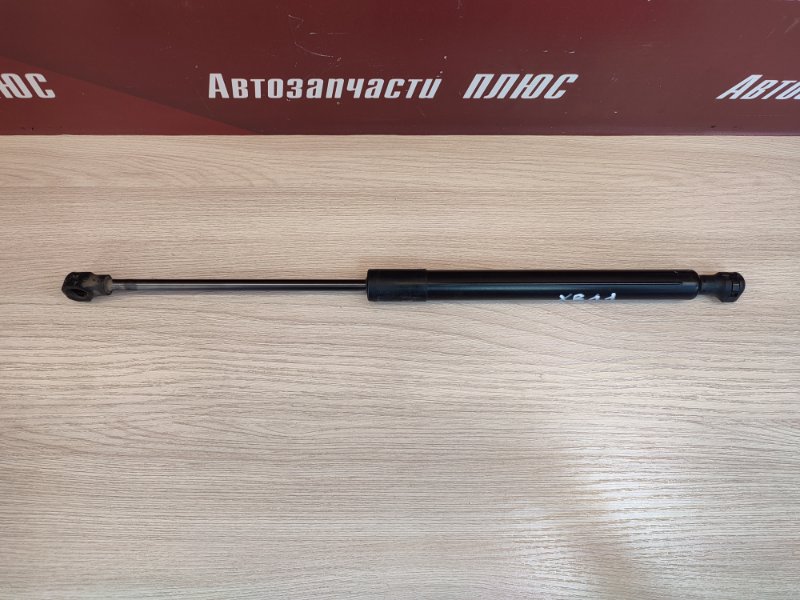 Амортизатор багажника