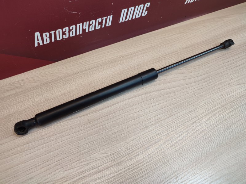 Амортизатор багажника