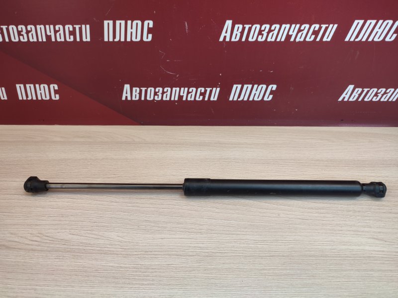 Амортизатор багажника