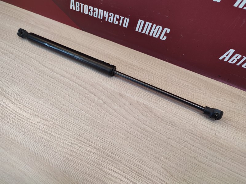 Амортизатор багажника
