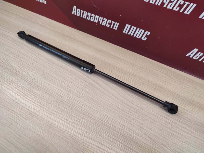 Амортизатор багажника