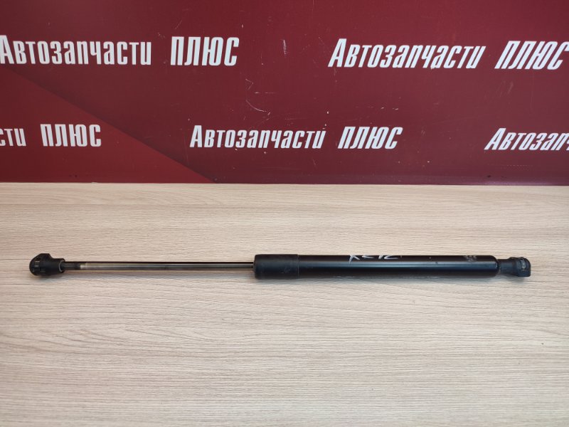 Амортизатор багажника