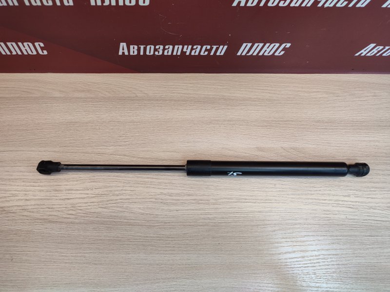 Амортизатор багажника