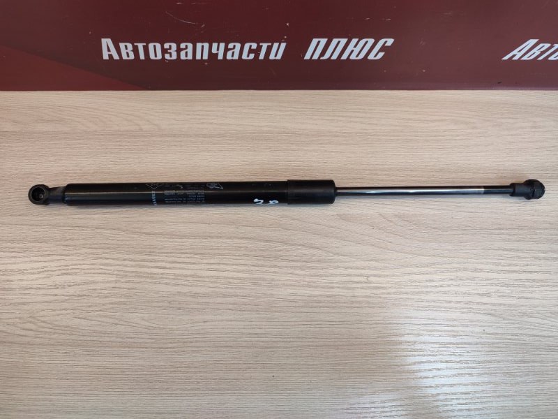 Амортизатор багажника
