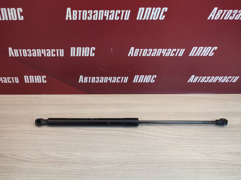 Амортизатор багажника