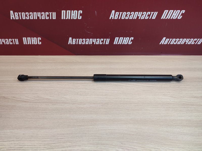 Амортизатор багажника