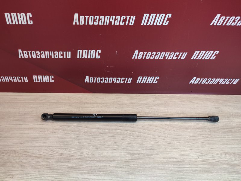 Амортизатор багажника