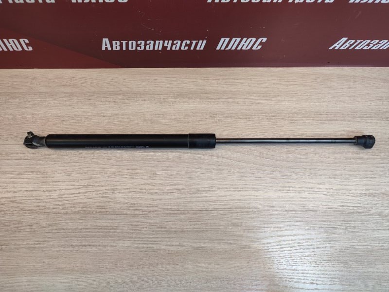 Амортизатор багажника