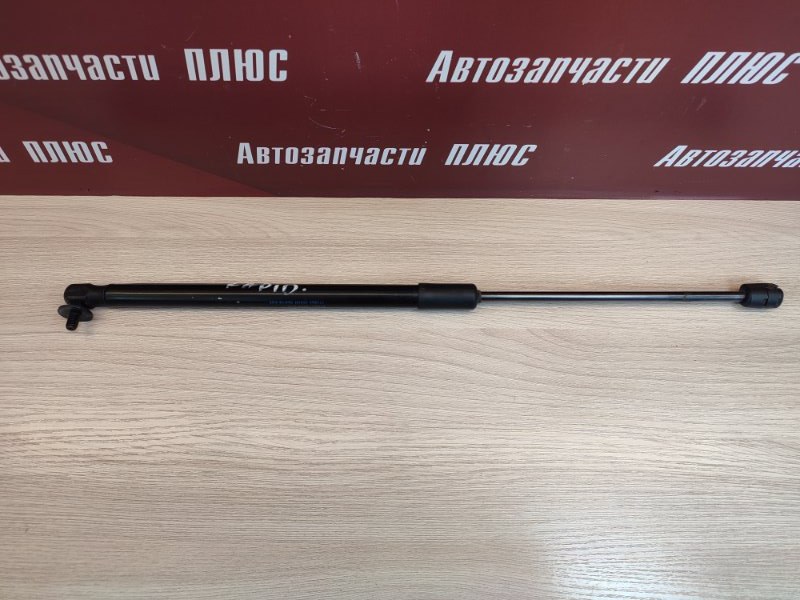 Амортизатор багажника