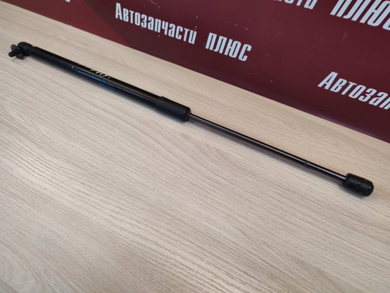Амортизатор багажника