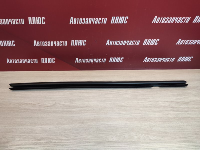 Уплотнитель стекла двери внутренний