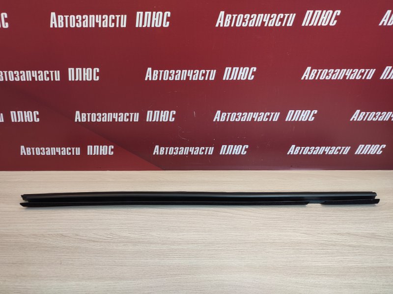 Уплотнитель стекла двери внутренний