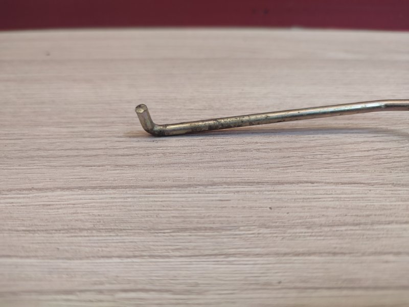 Тяга замка двери