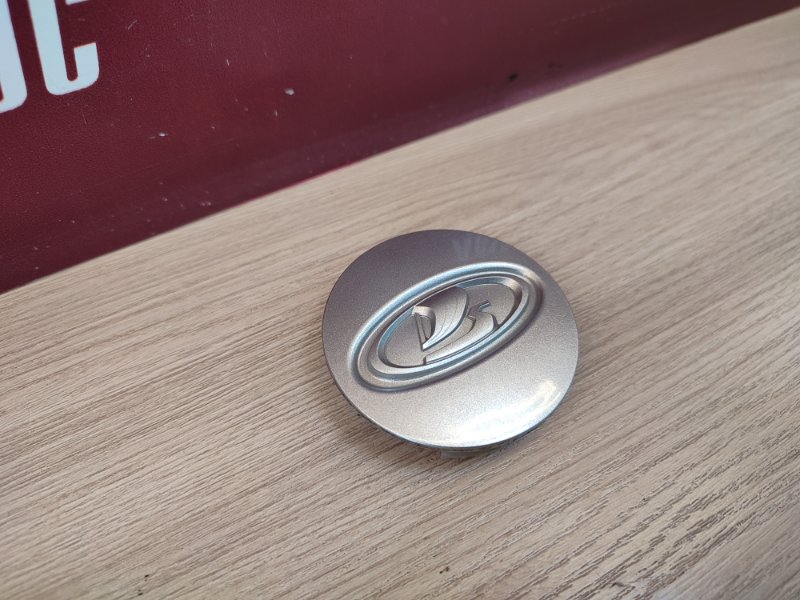 Колпак колеса центральный