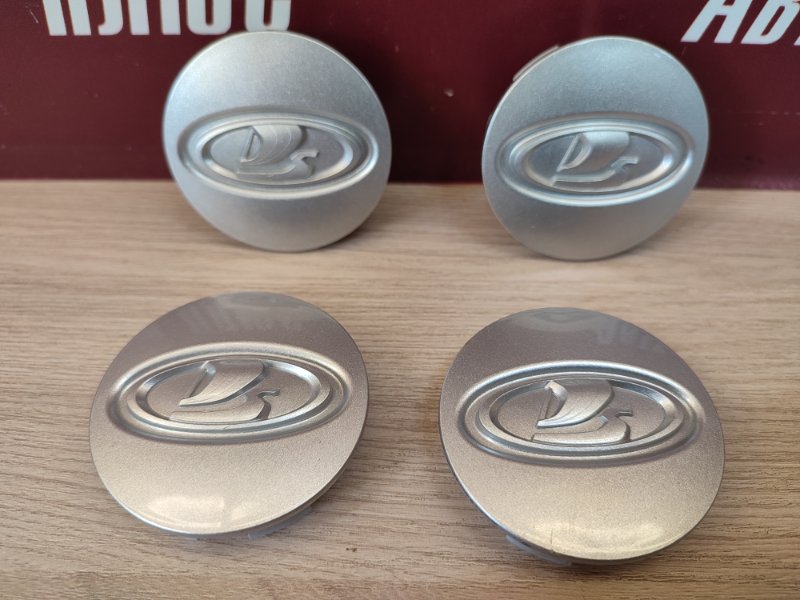 Колпак колеса центральный