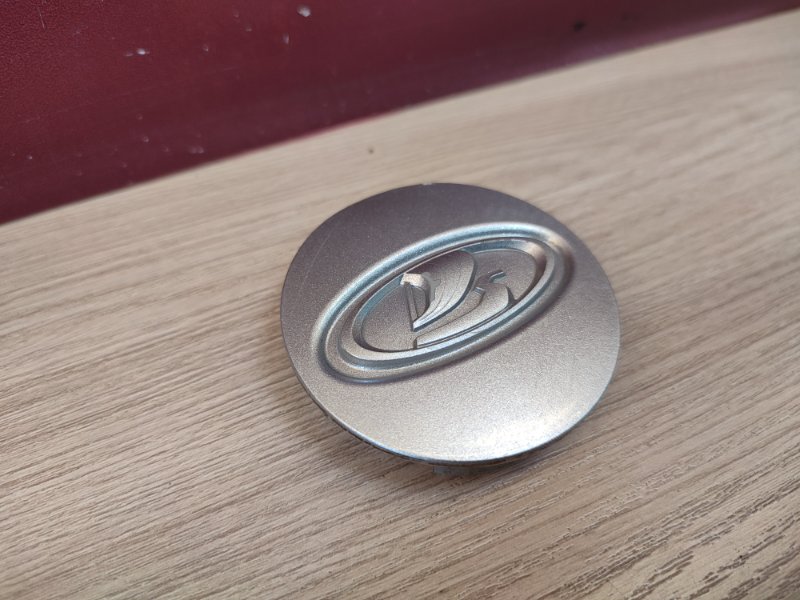 Колпак колеса центральный