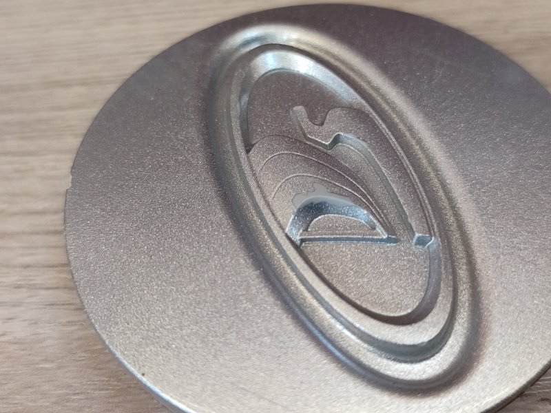 Колпак колеса центральный