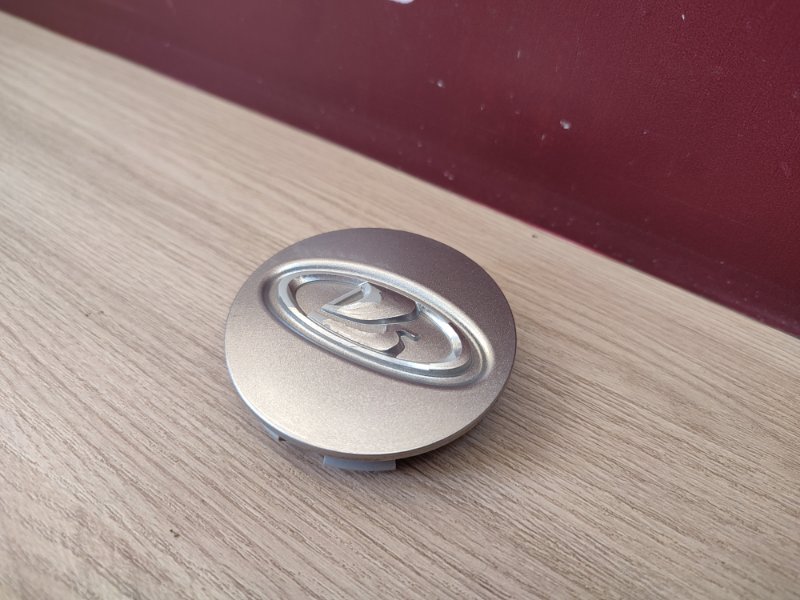 Колпак колеса центральный