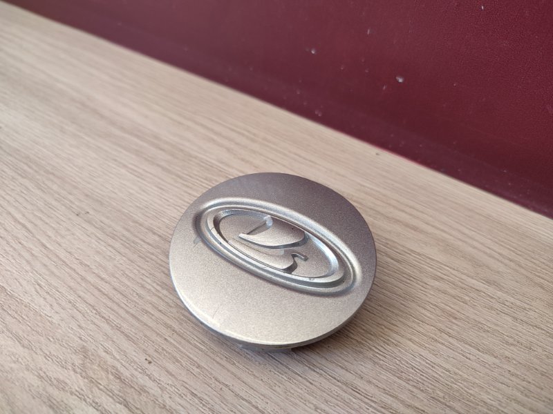 Колпак колеса центральный