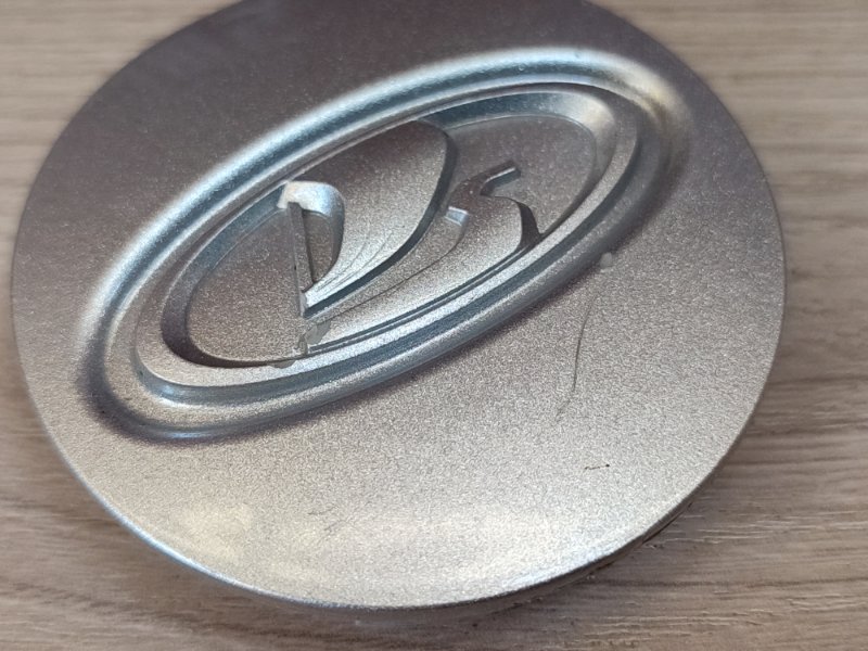 Колпак колеса центральный