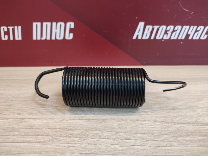 Пружина крышки багажника