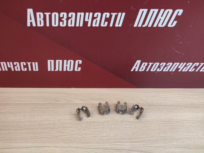 Кронштейн форсунки