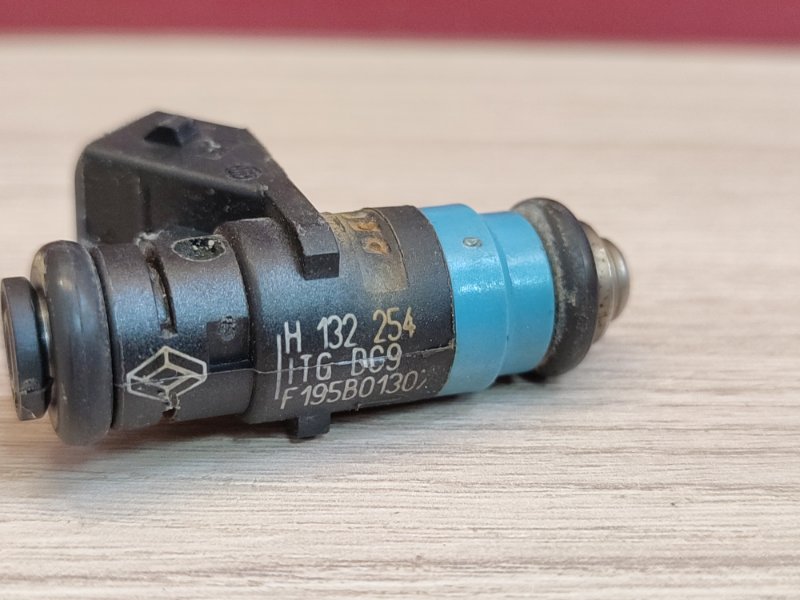 Форсунка топливная