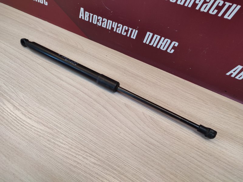 Амортизатор багажника