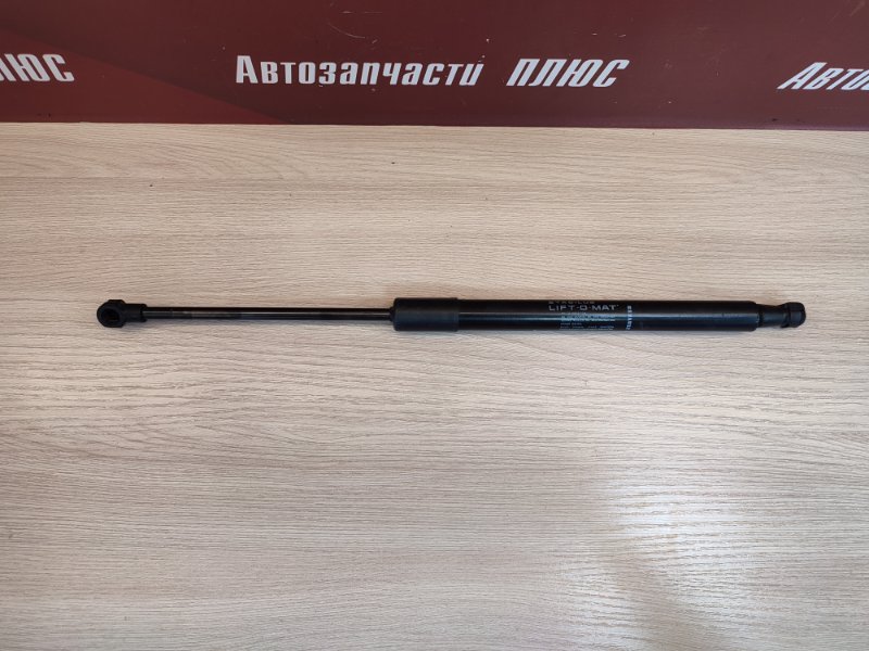 Амортизатор багажника