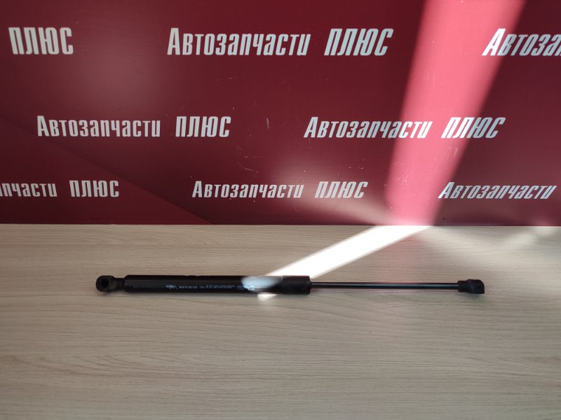 Амортизатор багажника