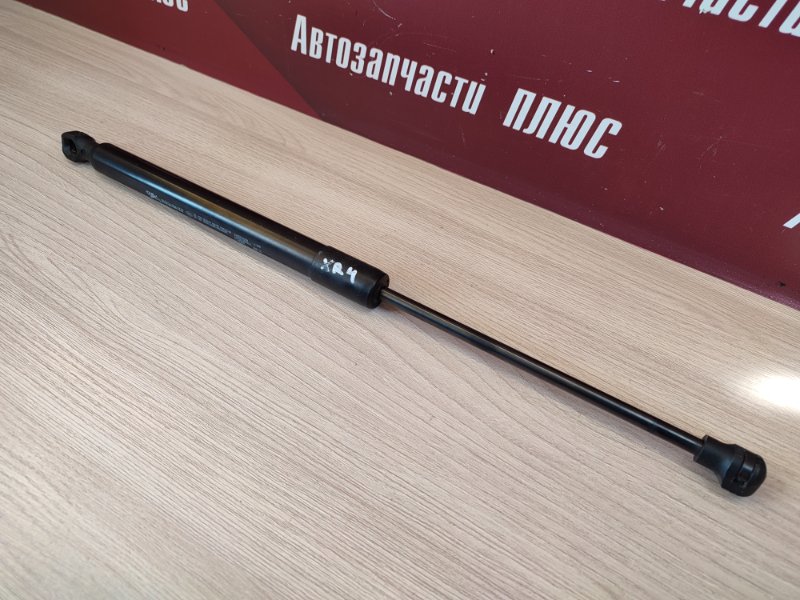 Амортизатор багажника