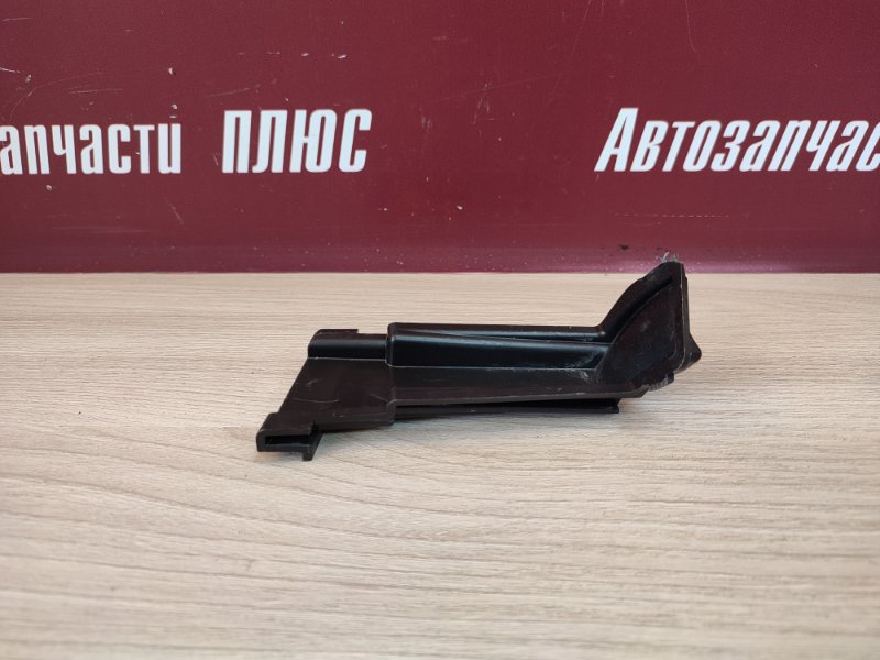 Крышка блока предохранителей