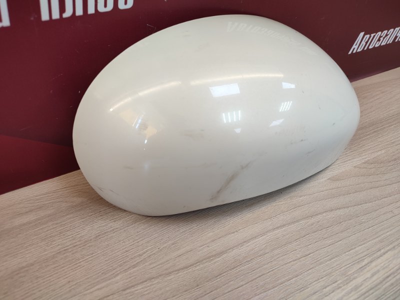 Крышка зеркала