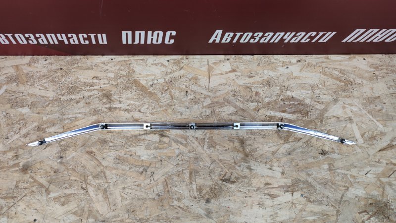 Молдинг бампера хром