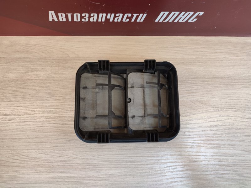 Решетка вентиляции