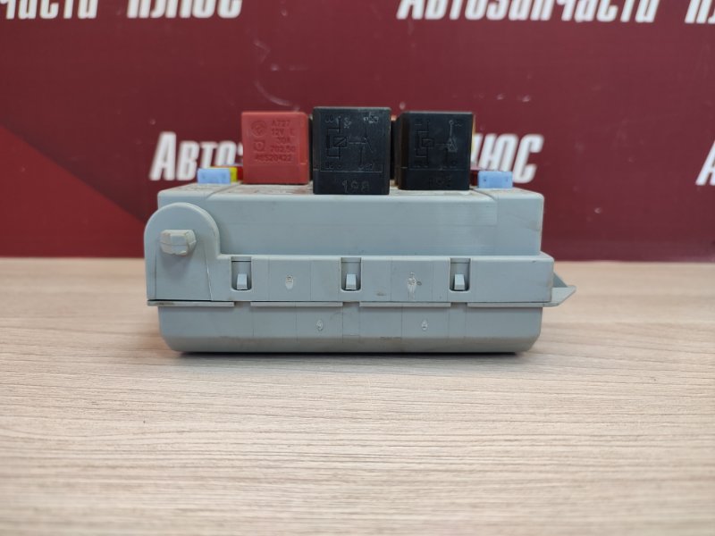 Блок предохранителей